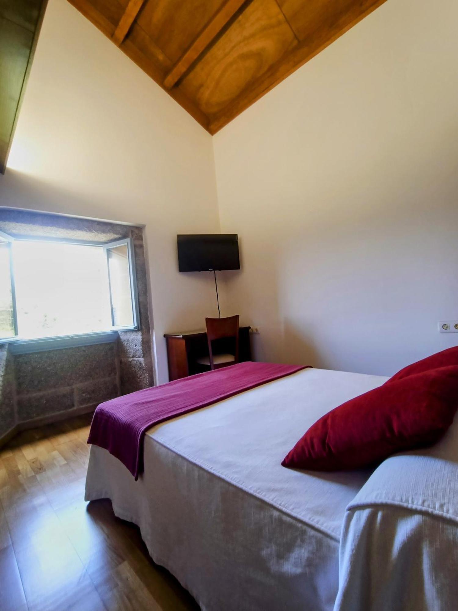 Casa Do Fieiro Guest House Minortos Room photo