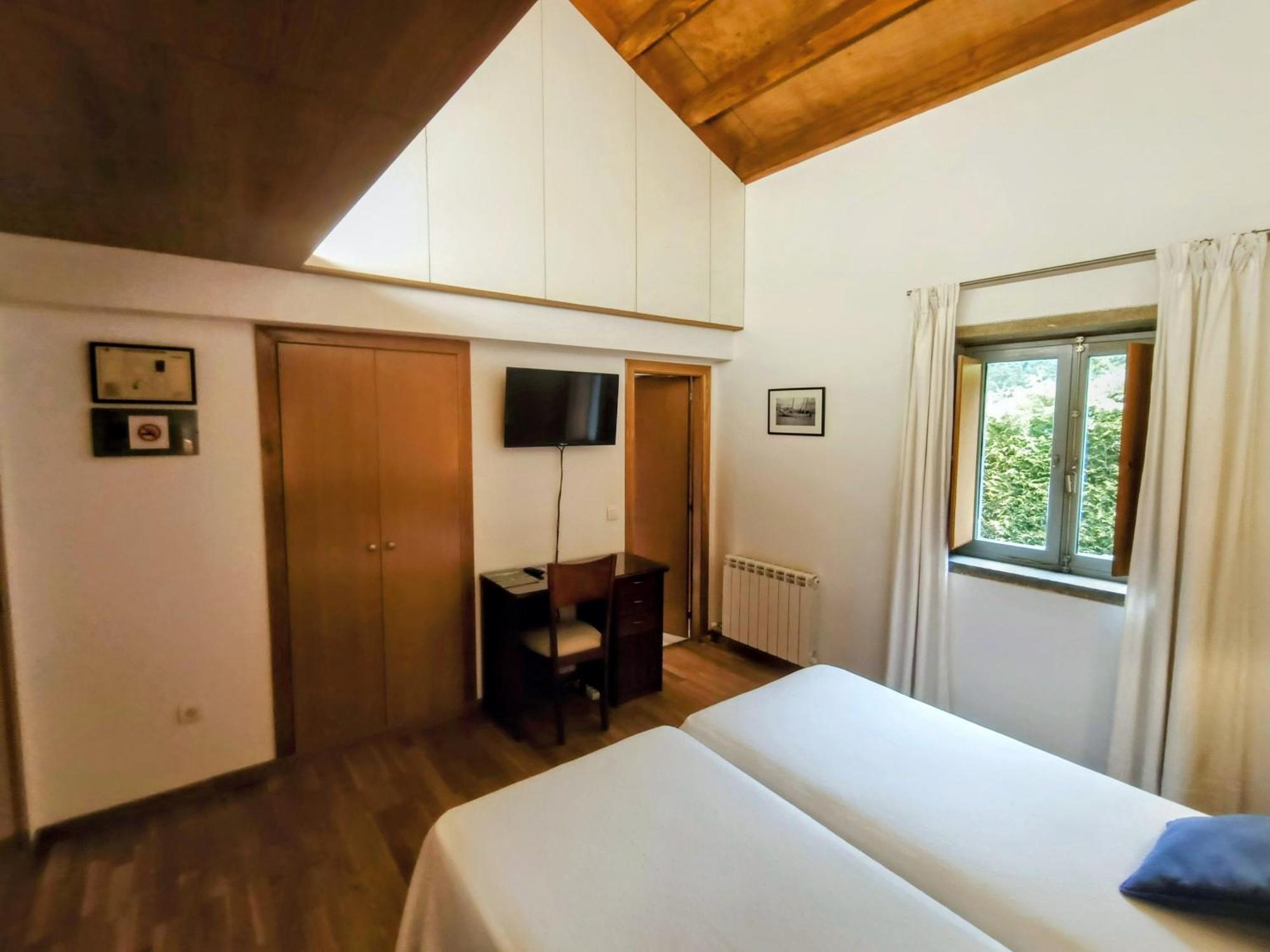 Casa Do Fieiro Guest House Minortos Room photo